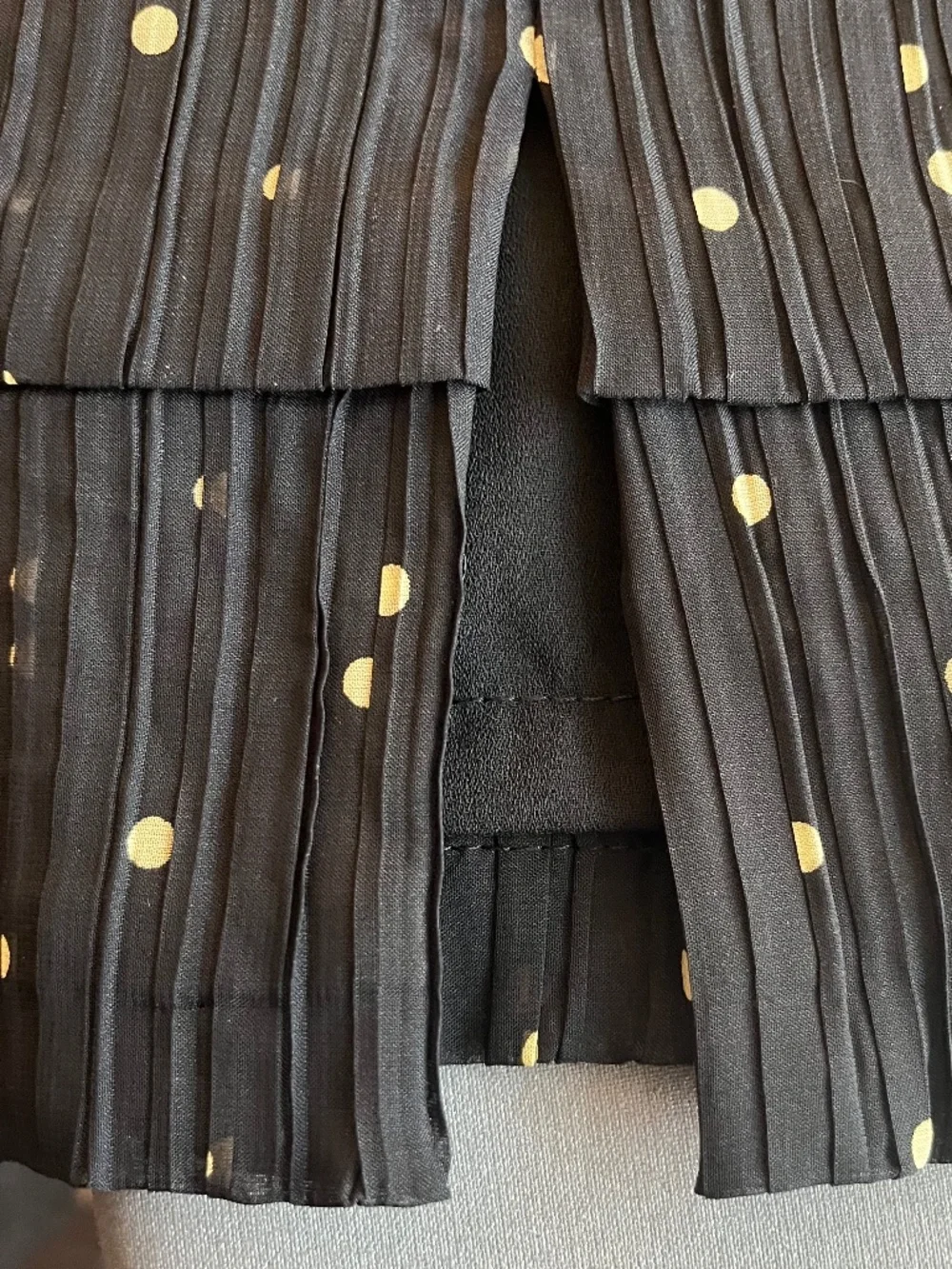 Kay Unger Pleated Tiered Polka Dot Black Skirt Size 8